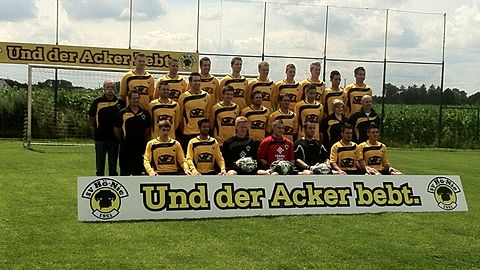 Das offizielle Mannschaftsfoto der Saison 2012/2013