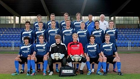 Hintere Reihe: Enes Öz, Kudret Öz, Yannick Dornbusch, Stefan Meier, Noel Appiah, Trainer Uwe Zimmermann

Mittlere Reihe: Marc Bergmann, Philipp Korth, Alexander Röhrich, Kai Wellner, Philipp Winzen, Yannick Platte, Marc Oleszynski

Untere Reihe: Naoki Ito, Janik Jülch, Nathan Hamley, Florian Rehrmann, Marvin Boggemes, Thibaud Wernz

Es fehlen: Marco Danneberg, Boris Jolitz, Gilian Trombke, Alan L., Yunus Erol, Co - Trainer Dietmar Winter, Betreuer Arne Mikehl