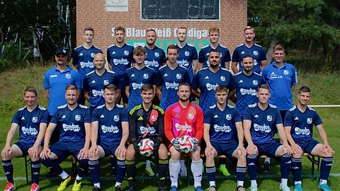 Mannschaftsfoto: Herren - 1. Mannschaft - SV Blau-Weiß Gladigau - Saison 25/26