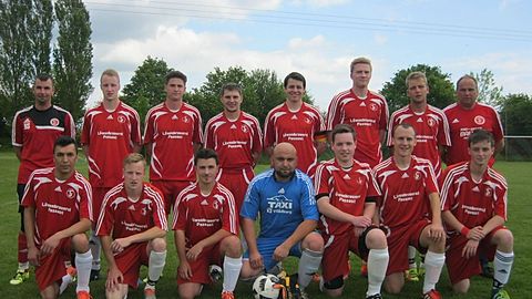 stehend: Nils Schlossus, Sascha Penzkofer, Thomas Wild, Matthias Maier, Simon Hiller, Tobias Gangkofner, Florian Hagenberger, Trainer Andreas Bayer;
knieend: Ramadan Bakir, Patrick Penzkofer, Dominik Rathmann, Muhammet Cengiz, Andreas Frank, Thomas Zehentbauer, Matthias Kammhuber