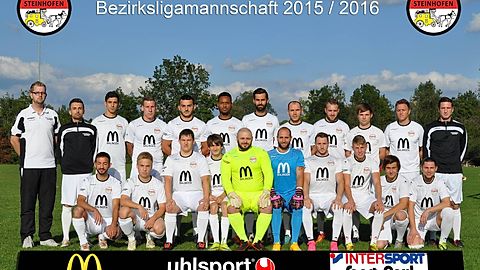hintere Reihe v.l.: Tobias Hasenpusch (Spielleiter), Dionis Mavraj (Spielertrainer), Bujar Bajraj, Faton Hajra, Asare Kumi, Fadi Jaber, Afrim Hoti, Dominic Schröder, Manuel Schick, Francesco Manente, Domenico Sauter (Spielertrainer).
vordere Reihe v.l.: Selim Yilmaz, Moritz Schick, Marc Berger, Jonas Wagner, Mehmet Salih-Danis, Deniz Sakat, Waldemar Kelsch, Dennis Ruiz-Vogt, Manuel Ringwald, Paul Götte