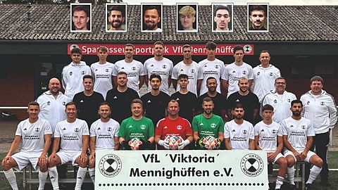 oberer Reihe: Mats Lucca Petzold, Marvin Kleinedöpke, Niklas Stickdorn, Marius Wellpott, Jonas Kohlmeier, Lukas Tramer, Marvin Riemer, Dennis Wenzel (Betreuer)
mittlere Reihe: Berkay Sarialtin (TW-Trainer & sportlicher Leiter), Robin Bauer, Baver Deniz, Burak Bostanci, Miklas Henke, Gugo Tamoyan, Melvin Sander, Dirk Mayer (Trainer), Dennis Schmidt (Co-Trainer)
untere Reihe: Ryan Botterbusch, Moritz Büscher, Kamil Sebastian Skora, Marvin Riemer, Patrick Prüßner, Lukas König, Oliver Doru, Leon Gerling, Andrih Moussa
Es fehlen: Marius Huchzermeier, George Moussa, Kevin Belger, Leif-Erik Schumacher, Mohammed Boukhris, Arlind Suka