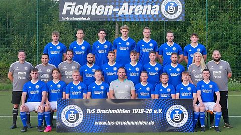 Marlon Joerend | Richard Schreider | Jean Dusinovic | Mats Niemann | Jordan Dusinovic | Phil Joerend | Tim Müller
Fatmir Dusinovic | Haidar Noureddine | Pascal Müller | Mohamad Al Othman | Tobias Pohl | Jan Weiffenbach | Anakin Zimens | Dennis Grützmacher | Jasmin Rentz | Arne Klußmann
Deniz Parlak | Tim Noah Tietmeyer | Till Freyda | Kai Volkmer | Robin Rentz | Patrick Meyer | Jan-Philipp Itzek | Noah Schwarz | Paul Adam
Es fehlen: Jan Gieseking | Fabian Flick | Daniel Otto | Nicolae Morarasu