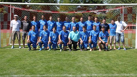 Saison 2013/2014:
Hintere Reihe v.l.: Thomas Rederer, Sven Siegl, Patrick Bellew, Marc Ketter, Mario Toma, Rene Junginger, Jonas Reiffert, Lukas Haas, Daniel Lefrank, Florian Jüstl, Stefan Klar, Co-Trainer Dominik Augustin, Trainer Markus Of
Vordere Reihe v.l.: Julian Behrend, Björn Haußer, Heinz Meier, Maximilian Walter, Philipp Haußer, Tobias Walter, Oliver Schick, Michael Stocker