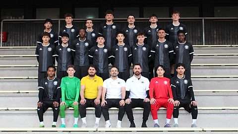 Mannschaftsfoto: A-Jugend (U19) - SC Eintracht Freising - Saison 25/26