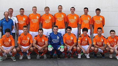 Hinten v.l.: H. Kieser, P. Kirsch, D. Zeh, L. Kirsch, M. Endres, C. Koller
             D. Spies, N. Goth-Six, S. Schmitt
Vorne v.l.: S. Flender, D. von Geiso, V. Lewandowski, L. Vierling
            C. Schmitt, T. Flender, S. Turna, S. Reinhardt