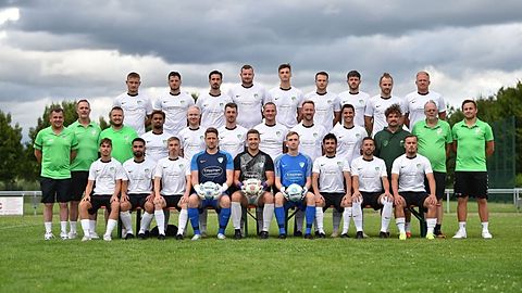 Mannschaftsfoto: Herren - 1. Mannschaft - SV Hahn 1901 - Saison 25/26