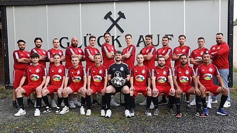 hintere Reihe v.l.n.r.: Abdullah Doulani, Abbas El Mahmoud, Paul Henning, Mahmoud Yassine, Tim Wüllenweber, Fabrice Stallzus, Niklas Eßer, Thomas Stangl, Venur Haji Sadik, Tobias Wagner, Kai Langer und Frederik Will (Trainer). 

vordere Reihe v.l.n.r.: Marcel Zahn, Amon Krämer, Jacob Reinecke, Pascal Grabowski, Jan Hamacher, Lennart Ruschig, Björn Clemens, Adrian Meyer und Azamat Baibosunov. 

Es fehlen: Dennis Mohr, Andre Horst, Ali Alayan, Lukas Flaschentreher, Alexander Hartung, Sebastian Spuzak und Angelo Rubino.