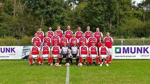 obenv.l. Fröhlich,Aroli,Zdero,Vogler,Bolcek,Finkel F., Häberle
mittev.l.Löhle,Balkenhol,Wagner L.,Wagner J.,Abele, Frey, Albrecht, Scheel,Seibold
unten v.l.Lindenmayer, Schmid,Chwolka,Tausch, Heidenreich, Hartmann,Deuringer,Jovicic