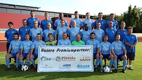 Hinten v.l.: Abt.-Ltr. Kees, Zöller, Caicedo, Kulka, Hütter, TW-Tr. Gartner, SpA Puhr
Mitte v.l.: Tr. Koukidis, SpA Brambach, H. Mühlbauer, T. Müller, Meck, Barucco, Coelibaly, Kreciher, 
Stv. Abt.-Ltr. Schön, Betr. Wolfgang, SpA Reinhard
Vorne v.l.: Micelisopo, Greco, Treiber, Grube, Marksteiner, Gries, Siegrist, Hormuth, Holm.     Foto: Pfeifer