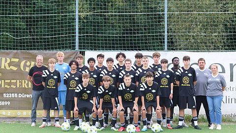 Mannschaftsfoto: B-Jugend (U17) - FC Düren 77 - Saison Herbst 25