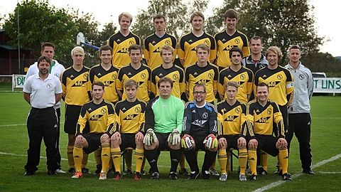 Hinten links: Florian Eggers, Roman Ostertag, Michael Eicke, Sven Tanneberger
Mitte links: Holger Pump, Timo Cziok, Patrick Fuchs, Finn Tiedemann, Ken Tiedemann, Torben Behrens, Marco Wruck, Jan Salander, Lasse Storm, Ole Scheel, Henning Beeck
Unten links: Patrick Peters, Patrick Harnisch, Stefan Dose, Marc Otte, Oliver Schmidt, Michael Hahn

Es fehlen: Eike Tüxen, Bastian Tüxen, Maximilian Trautmann und Tommy Le Coutre