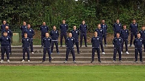 Hinten v.l.:    Kunzmann, Amend, Ahmed Aly, Zweidinger, Leibfried, Blankenburg, Braun, Sebastian Galm (Trainer), Michael Fromm (Vorstand)

Mitte v.l. : Englert (Co-Trainer) , Brauch (SpA) , Haas, Seehrich, Kremser, Schäfer, Lenz, Hornung

Vorne v.l. : Kirca, Flanderka, Sebastian Schölch, Johannes Schölch, Hedrich, Kirchesch, Brandt, Schwammberger, Haberland