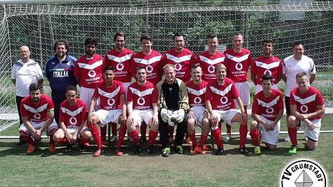 Hintere Reihe von links nach rechts: Betreuer Volker Ahl, Eros Mager, Jawed Zahid, Konstantin Hofmann, Lucas Weber, Sandi Simic, Stjepan Radic, Luke Talinski, Michael Phillips, Trainer Lino Rizzi.

Vordere Reihe von links nach rechts: Zana Boztepe, Rachid Dadda, Fezan Malik, Alessandro Mager, Kai Weiß, Thilo Lange, Marco Kraft, Hameed Askari, Oliver Reil.
