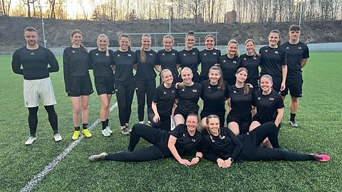 Mannschaftsfoto: Frauen - 1. Mannschaft - Höckinger SV - Saison 25/26