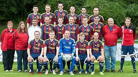 hinten, von links: Steven Poensgen, Erik Liehr, Pascal Sichler, Artur Rusch, Anton Simonenko, Tobias Keller
mitte, von links: Betreuerinnen Petra und Nicole Karl, Trainer Jochen Schneider, Marc Tröschel, Thomas Graf, Jörg Salomon, Marcel Müller, Yannick Horbach, Betreuer Jogi Schmitt, Mike Porger
vorne, von Links: Aaron Juchum, Marcel Rosenkranz, Sascha Glöckner, Marcel Hey, Matthias Müller