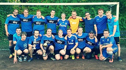 1. und 2. Platz des "Antirassistischen Fußballtuniers 2015"