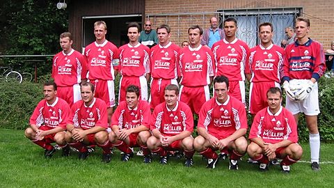 Dimitri Schnaar, Ralf Mathe, Marc Hänsel,..., Thomas Pimpl, Theiko Kopchek, Denis Schneider, Jürgen Kleinhans. Untere Reihe: Manfred Rohde, Marc Dietrich, Benjamin Löber I, Ralf Bräutigam, Steffen Dietrich, Gert Hehr