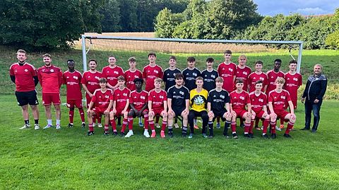 Mannschaftsfoto: A-Jugend (U19) - 1. FC Neukirchen - Saison Herbst 25