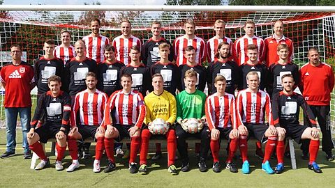 Hintere Reihe v. l.: Marcel Weigmann, Frederic Baak, Mario Habigtsberg, Jannis Flegel, Eduard Neufeld, Max Bornemann, Lucas Neumann, Co-Trainer Sebastian Mathea 


Mittlere Reihe v. l.: Betreuer Michael Groth, Lucas Ens, Marcus Krause, Sebastian Owen, Tim Weisleitner, Christopher Horst, Robin Maltzen, Kolja Zantop, Kevin Petzold, Patrick Muschalik, Trainer Thorsten Taverner


vordere Reihe v. l.: Sebastian Lange, Alexander Krause, Pascal Weiß, Andre Spitzer, Marcel Schneegaß, Simon Masmeier, Henning Brinker, Dennis Franzke


es fehlen Nico Fietzek, Oliver Musiol und Oliver Schiller