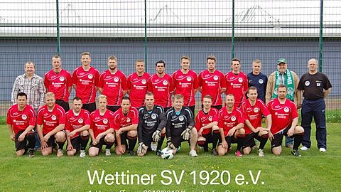 h.v.l. H. Oberländer.(ML),R.Philipp, S. Werner, I.Bauer ,A.Möller, T. Stahr, C. Gothe, A. Jummrich, S. Malschok, M. Puschner, H. Plescher ( Württembergische ) S. Härzer ( Manager)
v.v.l. R. Ganzert, P. Mohr, K. Bachmann, F. Sämisch, K. Guckenburg, S. Reiche, M. Naumann, P. Neigenfink, M. Höhne, F. Leefhelm, C. Deparade ( Trainer)