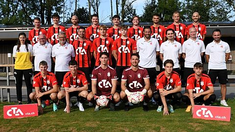 Obere Reihe von links nach rechts:  Marco Stauffiger, Lucca Fryand, Simon Läderach, Raffael Sablatnig,    Noël Indermühle, Silvan Meisterhans, Leandro Mackaj ,Nick Rothen, Michael Erzinger. Mittlere Reihe von links nach rechts: Sabrina Perlini (Physioherapeutin), Roger Brun (Teambetreuer), Werner Trösch (Teambetreuer) , Marko Dangbubic, Theo Michel, Julien Zwahlen, Daniel Klossner (Trainer), Admir Selmani (Assistenztrainer), Jürg Brändli (Assistenztrainer). Untere Reihe von links nach rechts: Yannic Jungo, Joel Fuhrer,  Valerio Zbinden, Timon Hunziker, Laurin Bauer, Jérôme Läubli. Es fehlen : Luka Čakarić , Nikola Marinkovic, Joel Fryand, Floran Ajeti, Daniele Buchicchio; Dominik Aebi (Torhütertrainer) ,  Caroline Zoss (Physiotherapeutin),  Miro Brand (Physiotherapeut i.A.).
