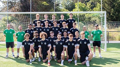 Mannschaftsfoto: A-Jugend (U19) - FV Schwalbach - Saison 26/27