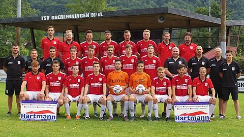 ZWISCHEN DEN PFOSTEN
GERO KONRAD / FURKAN AYDEMIR / NICO GUNZENHAUSER

DAVOR
DANIEL FELLER / MARVIN KEDEINIS / MURAT BAYRAM / VIKTOR AIRICH / MARCO STAIGER / HARIS KORAC / MARKUS ULMER / MARVIN SCHWEIZER / CHRISTIAN RENZ / TOBIAS SCHNEIDER / TOBIAS BADER / MARKUS ULMER / BELMIN PROSIC / SEBASTIAN KOMPAUER / DENIS PROSIC / PATRICK MÜLLER / PHILIPP KUHN

IM MIFFELDELD
HAKAN BAYRAM / MAXIMILIAN WEBER / SONER GECKIN / CIRO SELVAGGIO / CHRISTIAN FLÖTH / SEBASTIAN POHL / CHRIS GUNZENHAUSER / BARIS KARAKAYA / CHRISTOPHER WEBER / EREN UZUNER / DANIEL QUESTE

IN DER SPITZE
JOHANNES RUDER / SIMON LANG / HAMIT GECKIN / HUBERT CZERACY / ANGELO GADALETA / TOBIAS JÄGER / OKAN KANARYA

NEBEN DEM PLATZ
TSV 1: MARKUS ALLGAIER / HAMIT GECKIN
TSV 2: VASILIS FILIOS / HAYATI CELIK

AUSRÜSTUNG / PLATZ / GUTE SEELE
BOJAN SARCEVIC

ABTEILUNGSLEITUNG
ROMAN MEUSEL / PATRICK HÄUßLER / MATTHIAS FELLER