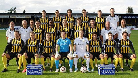 Hinten von links: Daniel Schäffler, Cem Ekinci, Christian Schraps, Waldemar Schneider, Physio Kevin Schmidt.

Mitte von links: Co-Trainer Ralf Rauh, Trainer Norbert Schlegel, Physio Lutz Hoffmann, Harald Fleischer, Papi Henriques, Sebastian Lindner, Daniel Gareis, Cosmin Ichim, Betreuer Rudi Feulner, TW-Trainer Roland Grüner

Vorne von links: Florian Ascherl, Christopher Klaszka, Daniel Meyer, Andreas Schall, Christian Berchthold, Fernando Redondo, Marcel Findeiß, Perparim Gashi

Auf dem Bild fehlen: Christian Knorr, Sebastian Bösel, Emmanuel Gyasi, Niklas Hörber