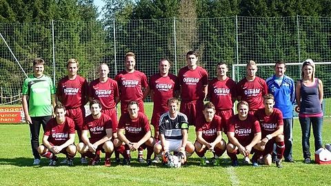 Stehend von links: 
AL/Betreuer Sigi Urmann, Patrick Lindbüchl, Franz Greiner, Klaus Beringer, Sigi Pauli, Christian Schuster, Spielertrainer Thomas Thaler, Sebastian Hödl, 2. Vorstand Manfred Öttl und Betreuerin Svenja Adam. 
Vorne knieend von links: 
Manuel Bürgermeister, Sebastian Grum, Reinhart Josef, Thomas Blöchl, Daniel Schneider, Markus Krenn und Stefan Wilhelm