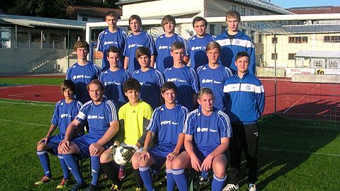 Hinten von links nach rechts: Thomas Aulinger, Raphael Wolf, Philip Kronschnabel, Christoph Hielscher, Lukas Wittenzellner
Mitte v.l.: Lukas Lorenz, Kevin Kölbl, Max Schmaus, Sebastian Kilger, Max Plödt, Josef König
Vorne v.l.: Daniel Wolf, Sebastian Schaller, Patrick Wilke, Tobias Franke, Patrick Bernreiter
Es fehlen: Fabian Augustin, Uli Kappl