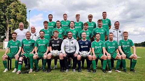 Mannschaftsfoto: Herren - 1. Mannschaft - Grün-Weiß Vernum - Saison 25/26