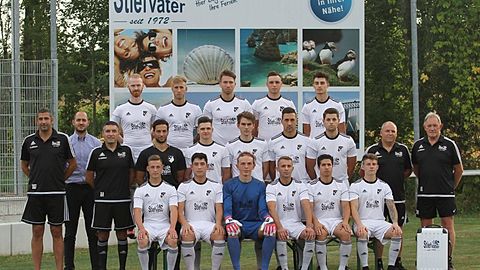 Hinten von links:
Wladislaw Daljuk, Yannik Böhler, Arian Palatini, Lars Wagner, Fabio Fresta

Mitte von Links:
Trainer Tiziano Di Domenico, Sportvorstand Kevin Pabst, Teammanager Antonio Ratto, Spieler Co-Trainer Imad Kassem-Saad, Benedict Schneider, Felix Eckenstein, Daniel Stammler, Felix Klein, Betreuer Klaus Hässler, Betreuer Bernd Stammler

Vorne von links: Tobias Keller, Richard Lorenz, Joseph „Joe“ Hergenreiter, Witalij Arsentjew, Salvatore Di Mattia, Timo Glattacker 

Es fehlen: Aykut Kaya, Eugen Eckermann, Lukas Hug, Colin Palatini, Simon Steinenbrunner, Alexander Herbst, Niclas Klein, Timo Kronenberger und Almir Querimi