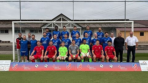 Hinten von links: Robin Meier, Nicholas Kweku Frimpong, David Weis, Marc Rueb, Waid Ait Slimane, 
Nico Hoelle
Mitte von links: sportl. Leiter Thorsten Krausse, Trainer 1.Mannschaft Tobias Löffler, Spielausschuss 
Martin Hils, spielender Co-Trainer 1.Mannschaft Christian Löffler, Christoph Fehrenbach, Lukas Bury, 
Artur Kemmer, Domenik Lehmann, Fabio Lauppe, Philipp Hassler, Feramuz Hassan Ali, 1.Vorstand 
Kurt Danzeisen, Sponsor Markus Rinklin (BST Rinklin), Sponsor Dirk Ziser ( Ziser Immobilien)
Vorne von links: Julian Schill, Sebastian Meier, Vincent Hoffmann, Dominik Richter, Marc Möller, Luis 
Erschig, Enjo Magalhaes de Almeida
Es fehlen: Hakan Albayrak, Daniel Baumer, Rune Holzleiter, Tapio Holzleiter, Alexander Textor, 
Jochen Walz, Sven Walz, Denis Ceken, Alexander Schmidt, Finn Berger, Benjamin Köhl, Maximilian 
Laskowski, Bilal Akcay, Julian Schmidt, 