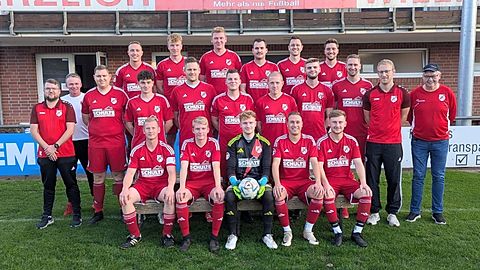 Mannschaftsfoto: Herren - 1. Mannschaft - FC Wesuwe 1930 - Saison 25/26