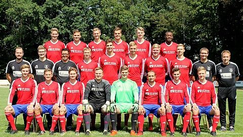 Hintere Reihe von links: Stefan Wulfing, Thomas Wulfing, Aljoscha Wilms, Tobias Nordlohne, Patrick Kalvelage, Claude Videgla
Mittlere Reihe von links: Trainer David Riesner, Physio Mathis Garvels, Betreuer Michael Ostermann, Chris Neteler, Lukas Bornhorst, Felix Schmiederer, Tobias Blömer, Markus Espelage, Co-Trainer Dirk Schmedes, Betreuer Ludger Wessels
Vordere Reihe von links: Steffen Espelage, Michael Bockhorst, Philipp Wendeln, Jan Kaarz, Sven Neuefeind, Sedat Ablak, Daniel Nuxoll, Leon Albers

Es fehlen: Burhan Ablak, Steffen Buddelmeyer, Moritz Arkenau und Serhat Ablak