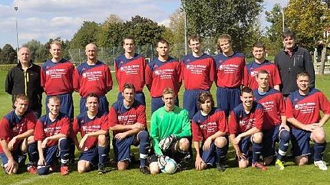 sth.von links nach rechts.
coach Brunner J., Wastian D., Wackerbauer F., Miethaner M., Milejovic A., Schrödl B., May B., Zerr G., Abteilungsleiter Miethaner R.,
knieend von links nach rechts.
Ruppel D., Foth D., Lieb N., Fohrer M., Kekstas K., Fischer D., Rejsek C., Prinz A., Stein K-h.,
nicht im bild: Braun C., Sander S., Zerr J., Himmelstoss S.,