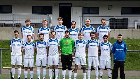 Hinten von Links : Franke;Wegemann;Brinkschröder;John;Brune;Degler
Vorne von Links  : Wilhelm;Hoffmann;Tinastepe;Happe;Petermann;Lange;Richtermeier;Bengin;Giglia