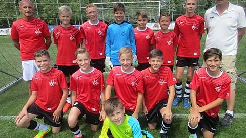 st.v.li.: Trainer Manfred Hötscher,Balazas Korpa,Kilian Scheiel,Jonas Röhling,Adrian Alexy,Benjamin Hötscher,David Kressierer, Trainer Wolfgang Kressierer
kn.v.li.: Stefan Pfanzelt,Florian Oberpriller,Lukas Oberpriller,Tobias Rauch,Daniel Schuler
vorne: Nils Hachenberger