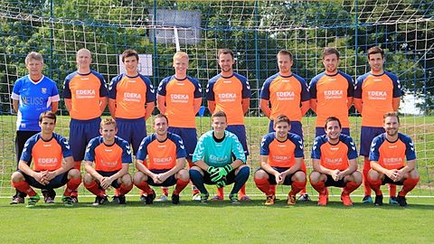 stehend von links: Co-Trainer Alfred Schandl, Spielertrainer Christian Kagerer, Andreas Niedermeier, Tobias Steinbeißer, Tim Spengler, Christoph Lang, Ludwig Lagleder, Christian Hahn.
knieend von links: Dominik Maierhofer, Martin Nagl, Robert Holzner, Johannes Wittmann, Johannes Albersdörfer, Daniel Diem und Patrick Brunner.

Es fehlen u.a. Christian Arnusch, Alexander Diem, Martin Gruber, Matthias von Löhneysen.