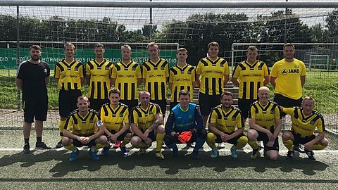 Oben v.l: Ilja Osinski (Trainer), Sebastian Johnen, Philipp Breuer, Simon Bougé, Nico Werken, Philipp von der Kall, 
Max Vondenbusch, Jan Bougé, Kevin Kaptur (Trainer)
Unten v.l.: Nadim Hadiri, Justin Krämer, Marco Marschall, Dennis Hotmann,Wladislaw Papihin, Johann Kleim, Jochen Schartmann