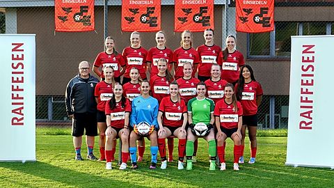 Mannschaftsfoto: Frauen - 1. Mannschaft - FC Einsiedeln - Saison 25/26
