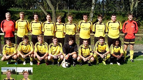 Hinten (v.l.): Obmann Manfred Feistner, Stefan Wagener, Kevin Gügel, Daniel Wilke, Dennis Figge, Thomas Göbel, Oliver Pöttner, Benjamin Vogel, Jan-Hendrik Keindl, Spielertrainer Michael Göbel
Vorne (v.l.): Mario Emde, Kevin Figge, Sebastian Meyer, Daniel Asmuth, Marco Triharta, Andre Lohmar, Dominik Figgen, Aman Tesfu
Es fehlten: Mario Neubauer, Tilman Bäcker