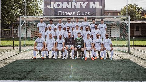 hintere Reihe: Mikel Di Cani, Deniz Baş, Emre Kap, Seyit Midilli, Nino Gerhart, Tom Staack, Lucas, Noel Beller
mittlere Reihe: Ömer Gider, Edmund Hirschfeld, Hakkı Ata, Pascal Hemmerich, Aldo De Stefano, Mustafa Zivali
vordere Reihe:  Daniel Schick, Nico Haamann, Ertuğrul Erdoğan, Henning Bortel, Timothy Melcher, Aldin Beganovic, Fabio Coppola, Pierre Williams
es fehlen: Tomo Lovric, Fatih Durmus, Enes Kalan, Emre Tasdemir, Ibish Sejdijaj und Alex Kunz