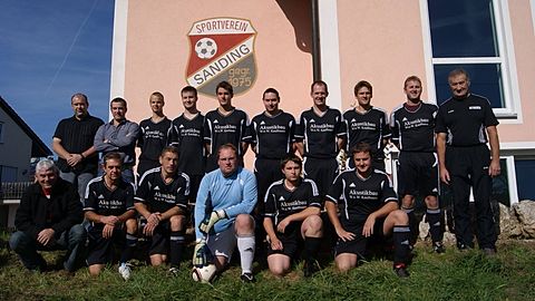 von oben links: Waldemar Kaufmann, Witali Kaufmann, Georg Unterholzner, Alexander Eichinger, Markus Englbrecht, Günther Folger, Thorsten Karaschinski, Michael Englbrecht, Hubert Sturm, Helmut Haase sen. /// von unten links: Günther Hetznecker, Heribert Pritzl, Josef Friedl, Markus Hobmeier, Christian Eisvogel, Tobias Zacherl