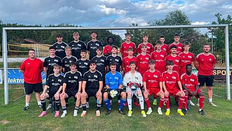 Mannschaftsfoto: A-Jugend (U19) - 1. FC Neukirchen - Saison Herbst 26