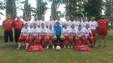 Hintere Reihe von links: Marco Müller (Mannschaftsbetreuer), Walter Schmidt (Co-Trainer), Michael Gottschalk, David Knoll, Florian Ackermann, Christoph Bader, Ralf Pippel, Andreas Zimmermann, Kai Buhlmann, Sven Scholze, Matthias Gärtner, Michael Heilmann (Trainer)

Vordere Reihe von links: Chris Czernik, Nico Reimer, Michael Kraft, Tino zimmermann, Sven Priese, Sebastian Lehnert, Torsten Günther, Nicolae Gabriel Dragos, Tim Böhland

Es fehlen: Gino Hesse, Adrian Mikitiuk, Robert Brückner, Christian Wiegand, Christian Brock, David Hoffmann, Jan Große und Alexios Kazantzis