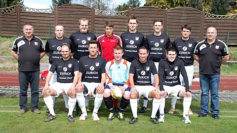 stehend von links:Trainer Wenzl Probst, Andreas Rauchfuß,Martin Graf,Martin Haas,Markus Medl,Franz Weidl jun.,Michael Braun,1.Vorstand Rainer Edhofer
sitzend von links: Matthias Maidorn,Andreas Weidl(Co-Trainer),Florian Bauer,Julian Kapfhamer,Andrej Mogilnyj