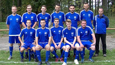 v.o.l.n.r. Stehend: Martin Gottstein, Fabian Friedrich, Domenik Metzger, Marco Trapp, Tobias Merkt, Trainer Pascal "Pep" Trapp, Betreuer Sascha Schmidt
v.u.l.n.r. Sitzend: Tobias Keller, Jonas Schlenk, Felix Imberi, Fabian Rückert, Stefan Maier
Es fehlen: Tim Rückert, Lukas Metzger, Fabian Friedrich, Nico Brugger, Kevin Oesterlin, Daniel Granier, Markus Ott, Nils Janke, Justin Lutz