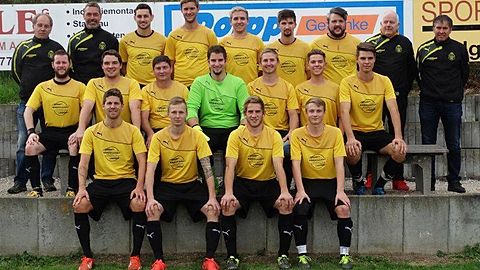 h.v.l.n.r.: Fruh Rainer (Betreuer); Lenkeit Oliver (1.Spielausschuss); Vartanian Armin; Bruggesser Stephan; Stützle Sandro; Frick Thomas; Schauer patrick; Werz Uwe (Trainer); Schlegel Kurt (1.Vorsitzender)
m.v.l.n.r.: Löffler Matthias; Schlegel Lukas; Gabra Daniel; Metzler Stefan; Kieferle Thomas; Burger Michael; Thiel Simon
v.v.l.n.r.: Fruh Florian; Bart Andreas; Herzog Simon; Irmler Nico